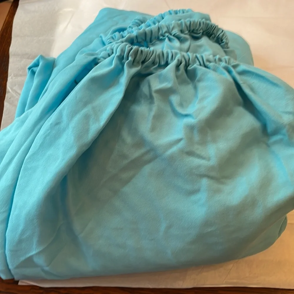 Betsey Johnson full fitted sheet